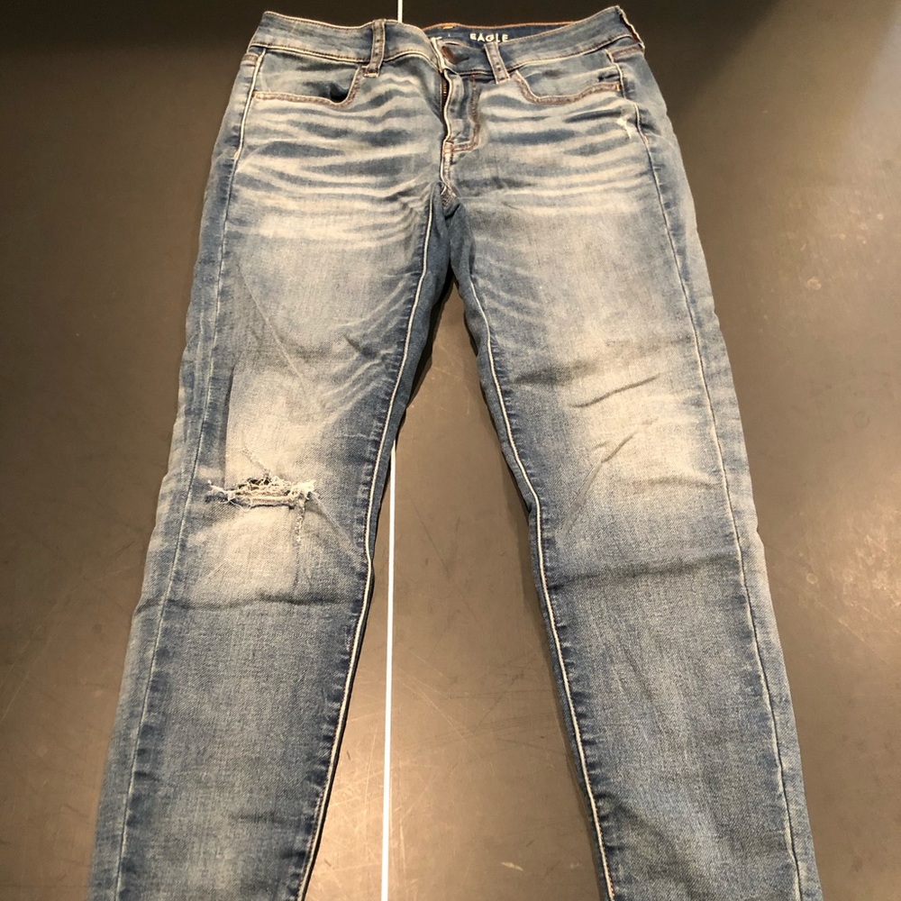 american eagle mom jeans